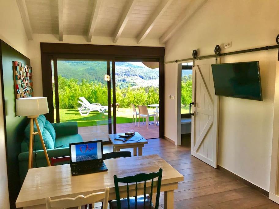 Casa Nueva De Vigo Rural Mos Con Jacuzzi Y Chimenea Para Escapada Romantica Exterior photo