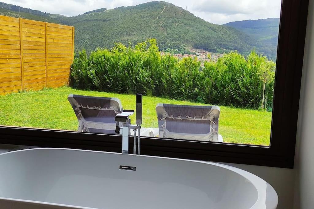 Casa Nueva De Vigo Rural Mos Con Jacuzzi Y Chimenea Para Escapada Romantica Exterior photo